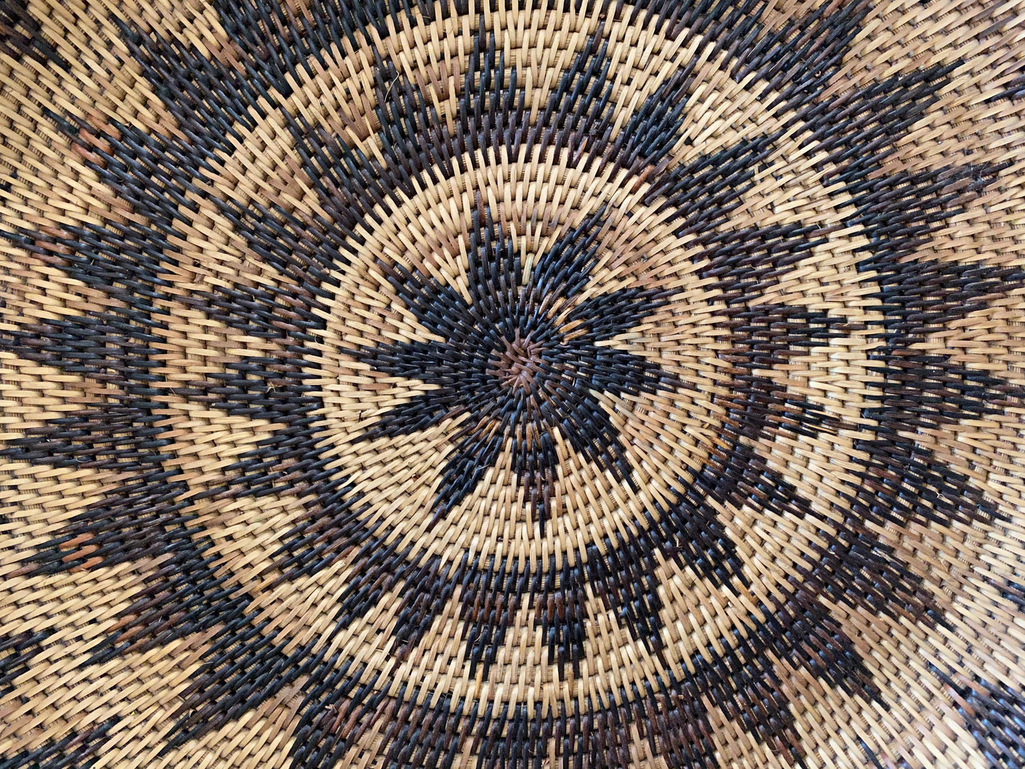 Vintage Starburst Basket Tray