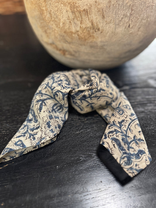 Azure Vine Blockprint Bandana