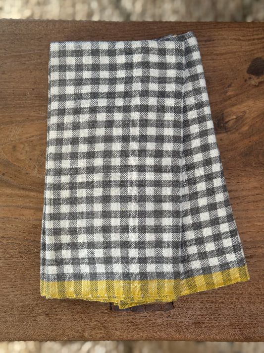 Black + White Gingham Chunky Linen Towel