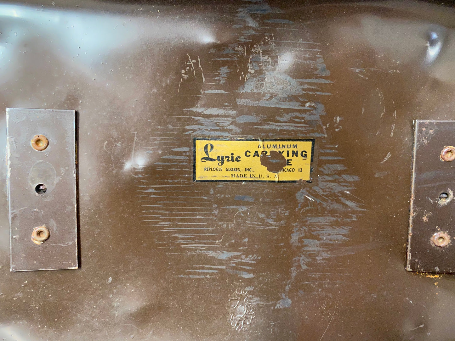 Vintage Lyric 78 Aluminum Carrying Case with Leather Handle